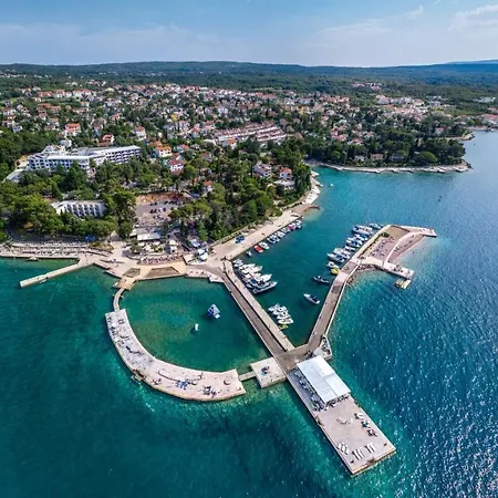 Apartman Mila With Whirlpool Malinska