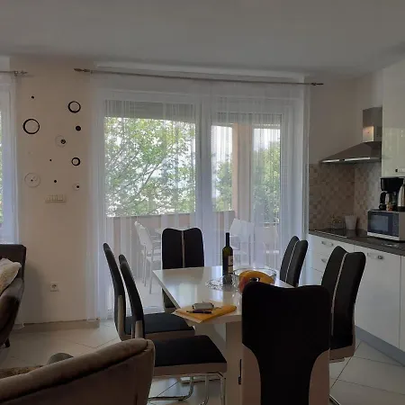 Mila With Whirlpool Apartment *